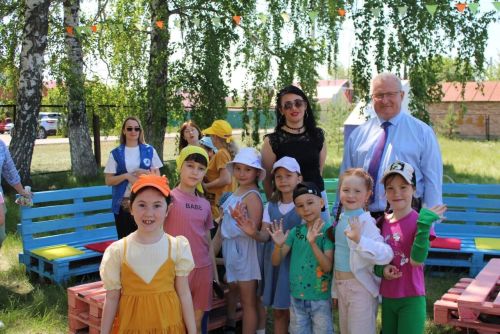 Урыссудагы Балалар иҗат үзәгендә «Дуслык биләмәсе» яшьләр мәйданчыгы ачылды.