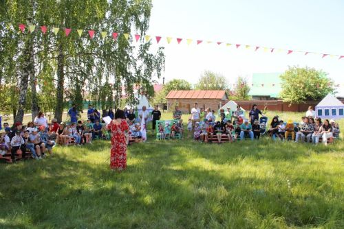 Урыссудагы Балалар иҗат үзәгендә «Дуслык биләмәсе» яшьләр мәйданчыгы ачылды.