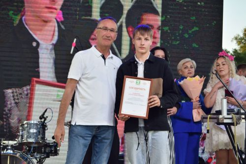 Ютазинцы отметили День молодежи