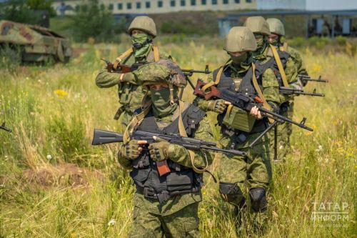 Бойцы именного татарстанского батальона «Батыр» проходят слаживание