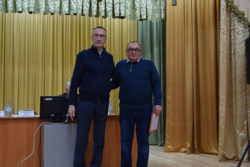 Сходы: Байряка нуждается в аптеке и зубном враче