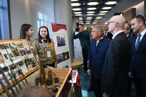 Рустам Минниханов поделился своим опытом общения со студентами КНИТУ-КХТИ
