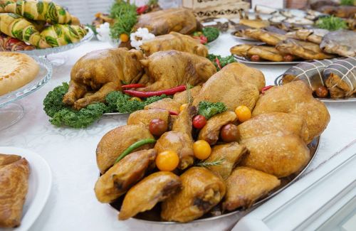 Что делать, если  переели в праздники