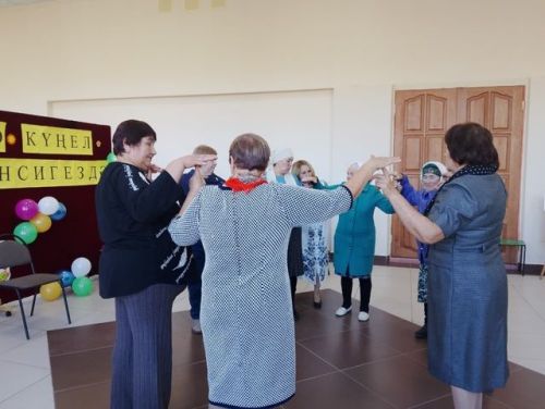 Праздник для достойных людей старшего поколения