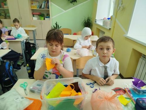В «Мастерице» поселились совушки: юные уруссинцы осваивают искусство фетра