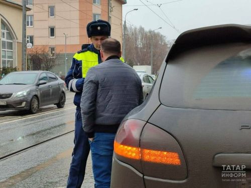 Автоюрист предупредил водителей о лишении прав за стертый номер