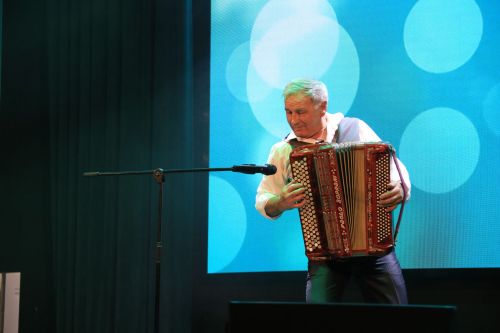 Не громко, но от сердца