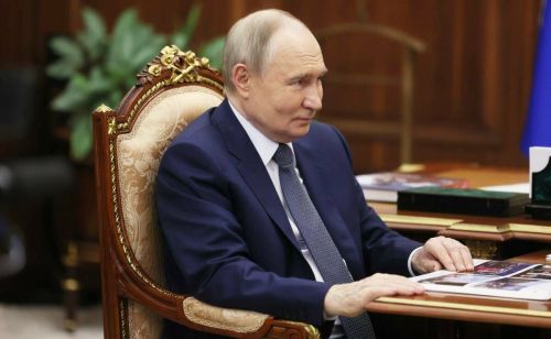 Владимир Путин наградил шестерых представителей Татарстана