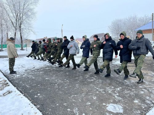 Ученики гимназии осваивают уроки истинного патриотизма!