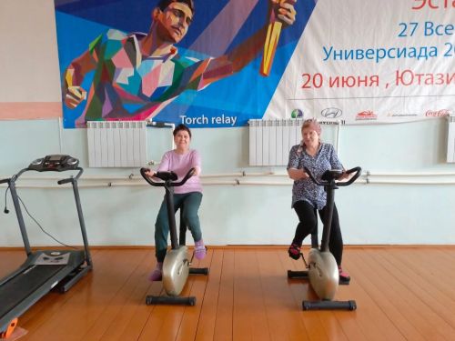 Участники группы «Здоровье» Байрякинского СДК провели день в спортивном комплексе «Батыр»
