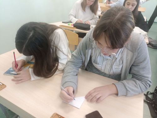 Ученики гимназии приняли участие во всероссийской инициативе «Письмо солдату»