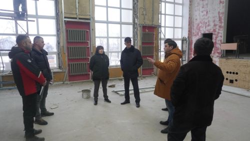 В Уруссу активно идет капитальный ремонт  Районного дома культуры и детской школы искусств