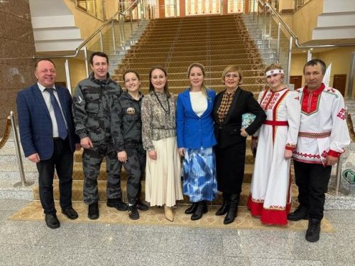 «Крепкая семья — основа патриотизма: родительский комитет Татарстана представил гуманитарные инициативы на заседании Госсовета РТ»