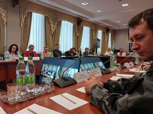 «Крепкая семья — основа патриотизма: родительский комитет Татарстана представил гуманитарные инициативы на заседании Госсовета РТ»