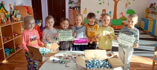 В Уруссинском детском саду №2 создали волонтёрское движение для помощи бойцам СВО «Zакроем душой»