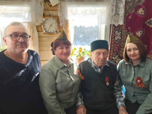 В селе Каракашлы состоялось награждение медалями «80 лет Победы в Великой Отечественной войне»
