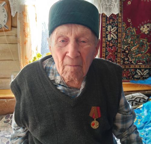 В селе Каракашлы состоялось награждение медалями «80 лет Победы в Великой Отечественной войне»