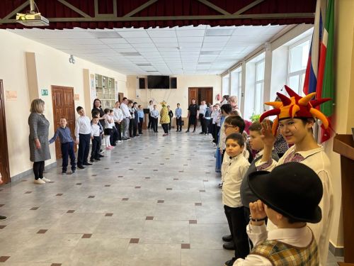 В Уруссинской школе-интернате прошёл фольклорный праздник «Проводы Зимы»