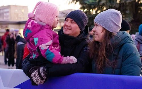Институт родительства и поддержка предприятий: Садыков обозначил направление работы с молодежью