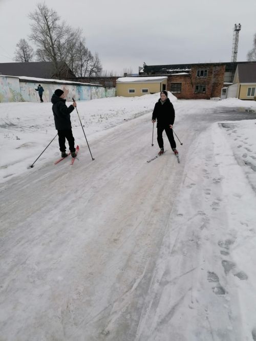 Укрепление здоровья с помощью лыжных прогулок на свежем воздухе
