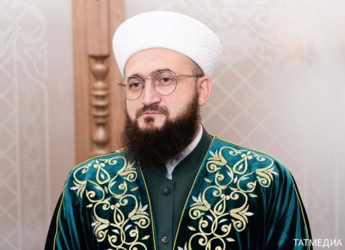 Муфтий Татарстана разъяснил, имеет ли право женщина соблюдать обязательный пост без одобрения супруга