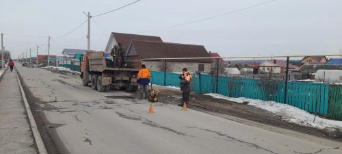 В Ютазинском районе продолжаются работы по ремонту дорожного покрытия