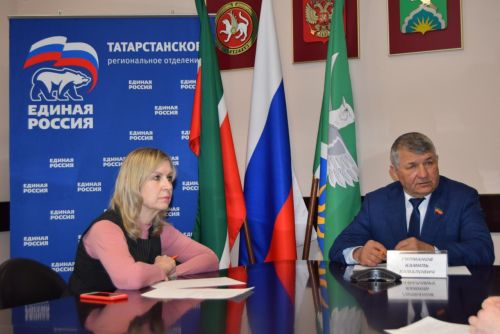 Депутат Госсовета РТ, вникая в вопросы ютазинцев