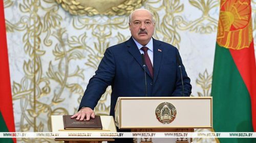 Александр Лукашенко официально вступил в должность Президента Белоруссии