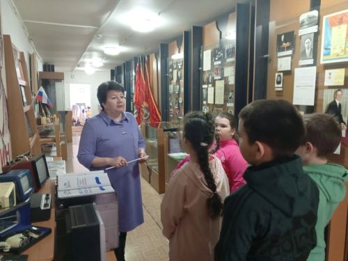 Увлекательная экскурсия в Каракашлинский музей для школьников