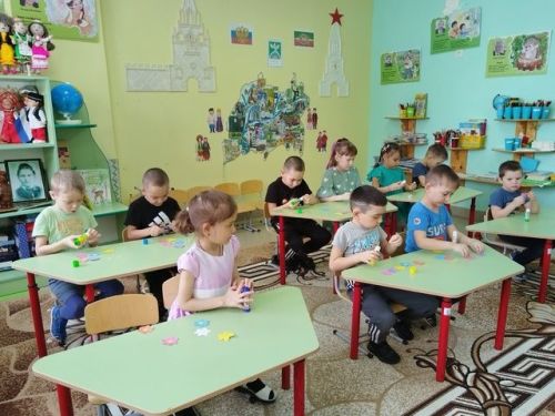 Творческий час «Чудесный день 8 Марта» в Байрякинской сельской библиотеке