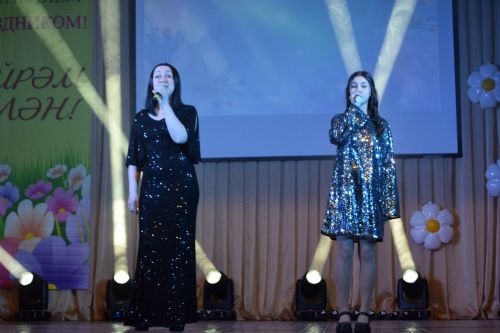 Ютазинцы рукоплескали первому весеннему празднику