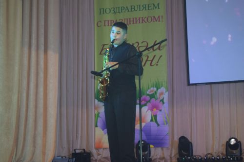 Ютазинцы рукоплескали первому весеннему празднику