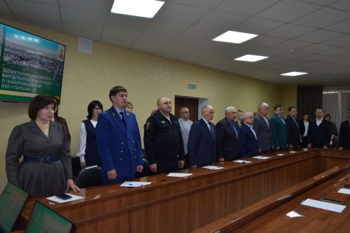 Депутатский корпус утвердил очередные вопросы