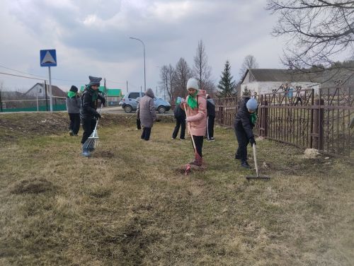 Экологический субботник в Байрякинской школе