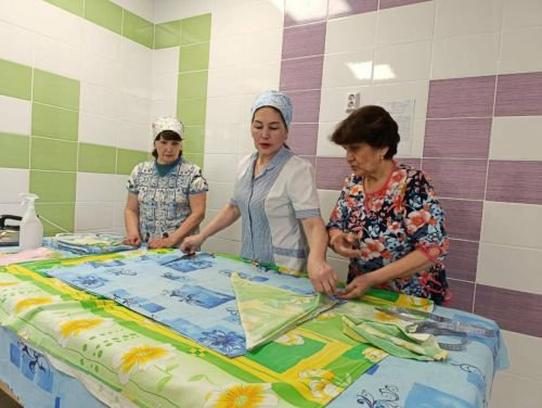 Детский сад «Рябинка» шьёт для бойцов СВО