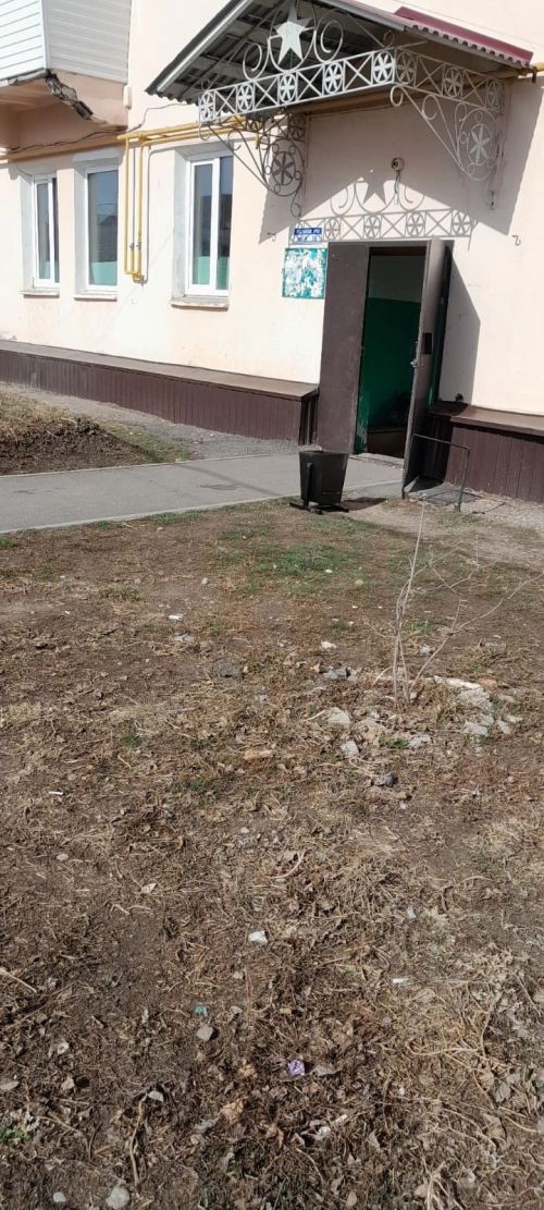 Жители Уруссу объединяются для уборки и благоустройства