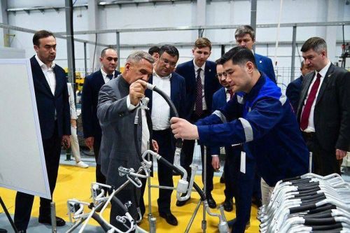 Рустам Минниханов посетил технопарк «Чирчик» в Ташкенте