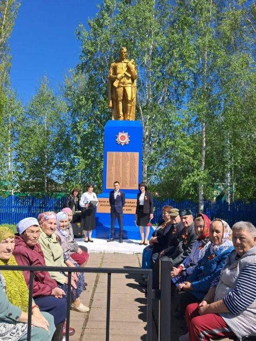 Иске Каразиректә Бөек Җиңүнең 80 еллыгына багышланган чара узды
