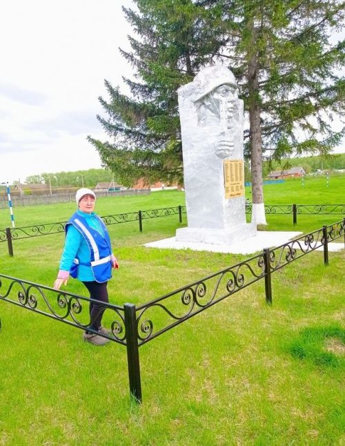 Чистый памятник — чистая память