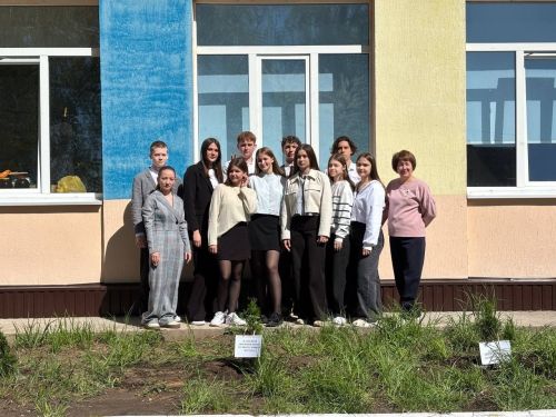 Связь поколений: «Сад Памяти» от учащихся Уруссинской школы