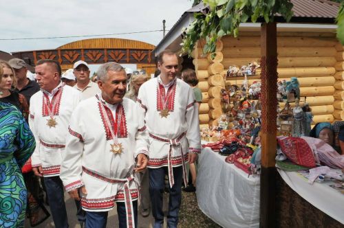 Рустам Минниханов на фестивале Валда шинясь