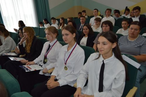 Умные, талантливые, спортивные…