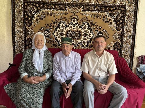 Житель поселка Уруссу Салават Усманов отметил 95-летие