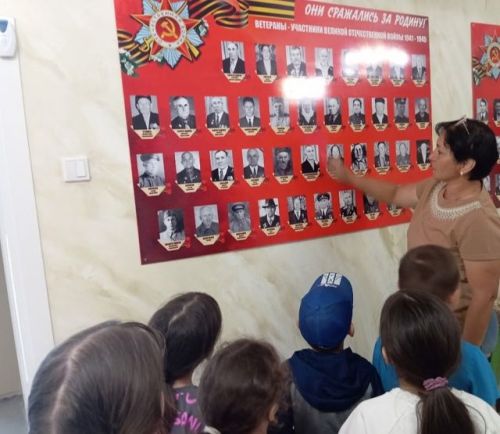 В Ютазинском СДК установлены стенды в честь ветеранов Великой Отечественной войны