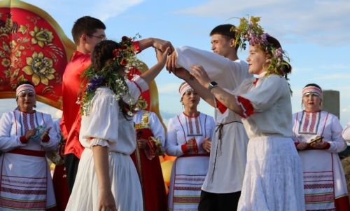Праздник Ивана Купалы в Дым-Тамаке: волшебство традиций и единства