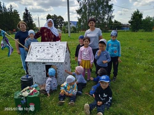 Познавательно-игровая программа «Где обычаи чтут, там весело живут»