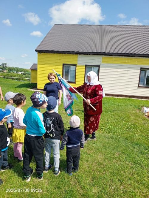 Познавательно-игровая программа «Где обычаи чтут, там весело живут»