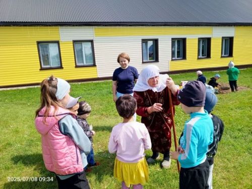 Познавательно-игровая программа «Где обычаи чтут, там весело живут»