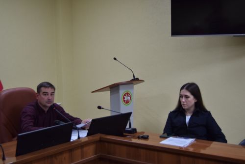 Комендантский час для подростков в действии