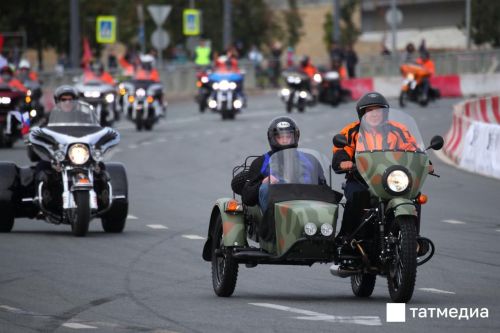 Около 300 ретроавтомобилей и мотоциклов покажут на фестивале в «Свияжских холмах»